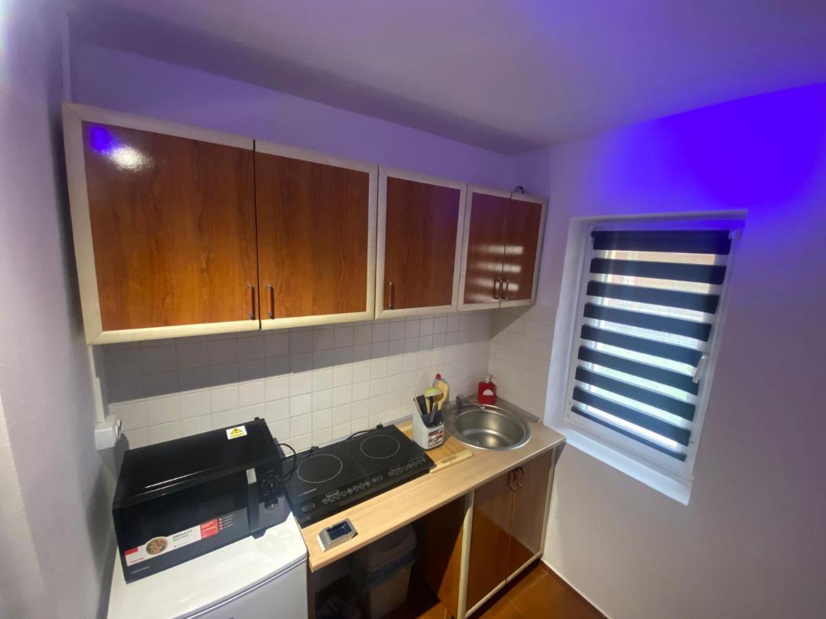 Andi 1-Apartament 2 Camere 바일레헤르쿨라네 외부 사진